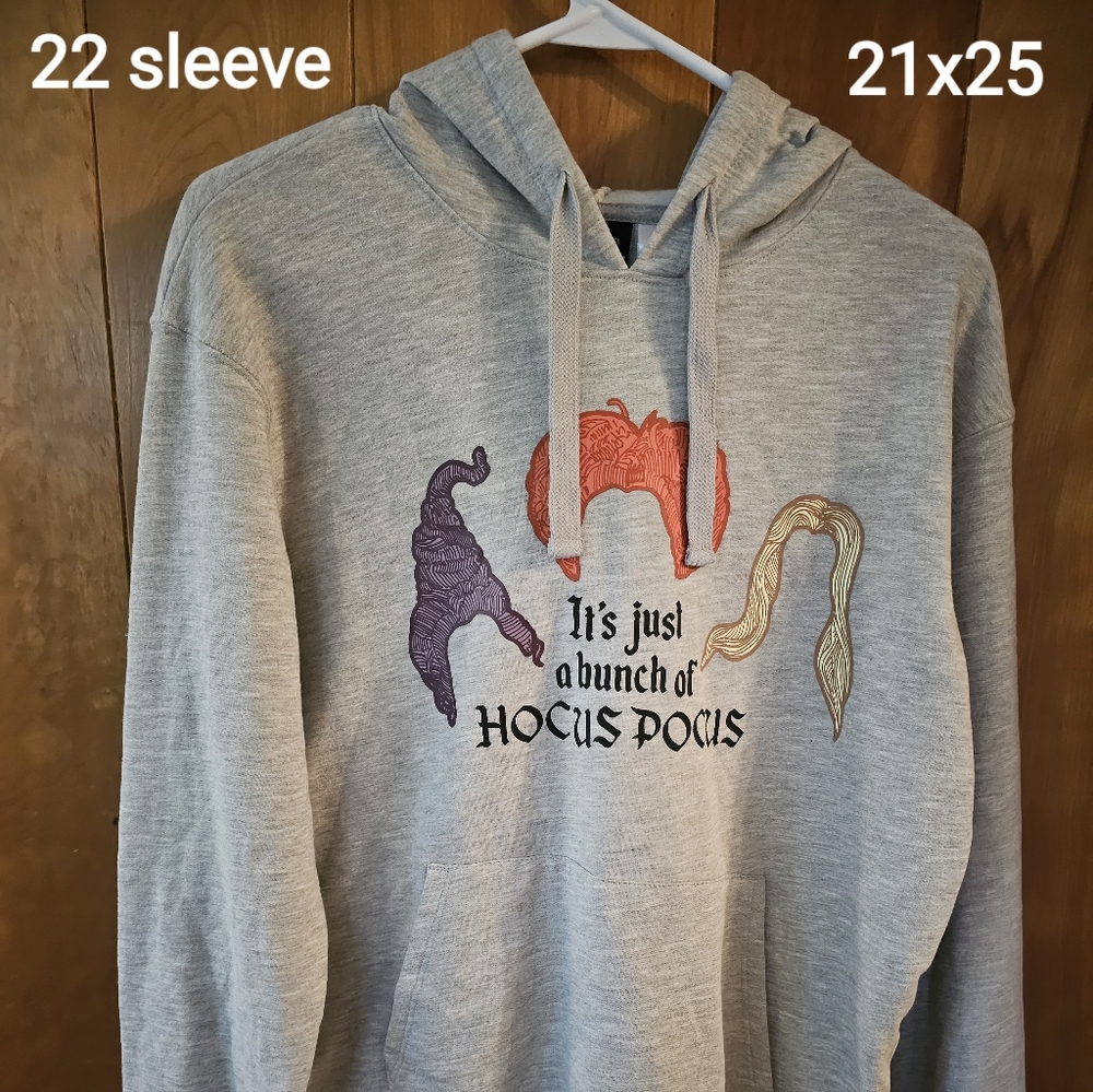 HOCUS POCUS HOODED LIGHTWEIGHT HOODIE NWT MEDIUM
